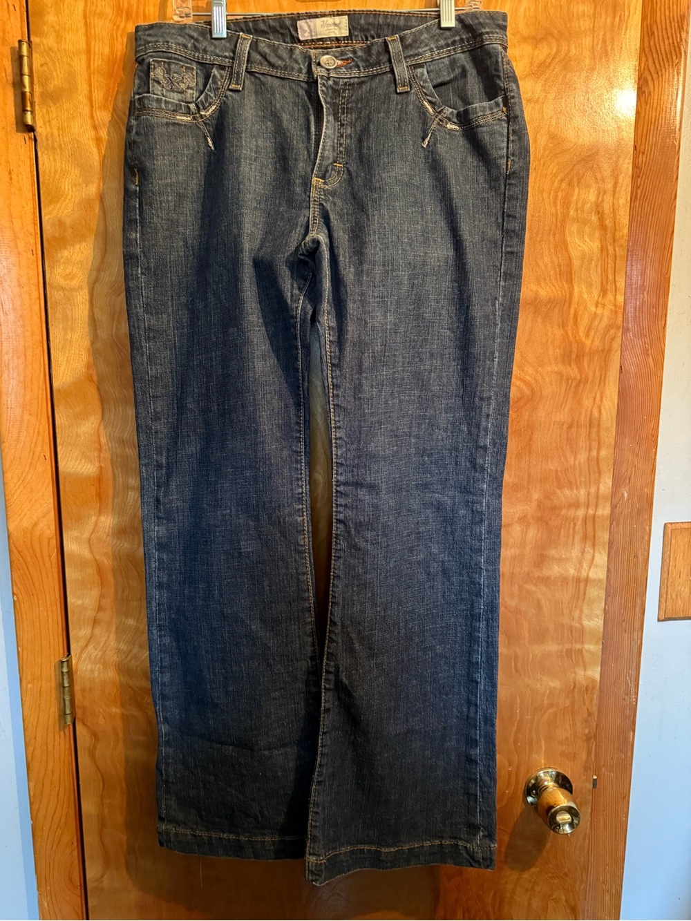 Twenty-X Women’s Dark Wash Dark Blue boot cut Jeans